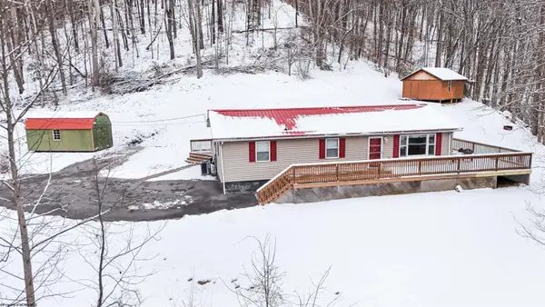 204 Murphy Creek Road, Weston, WV 26452