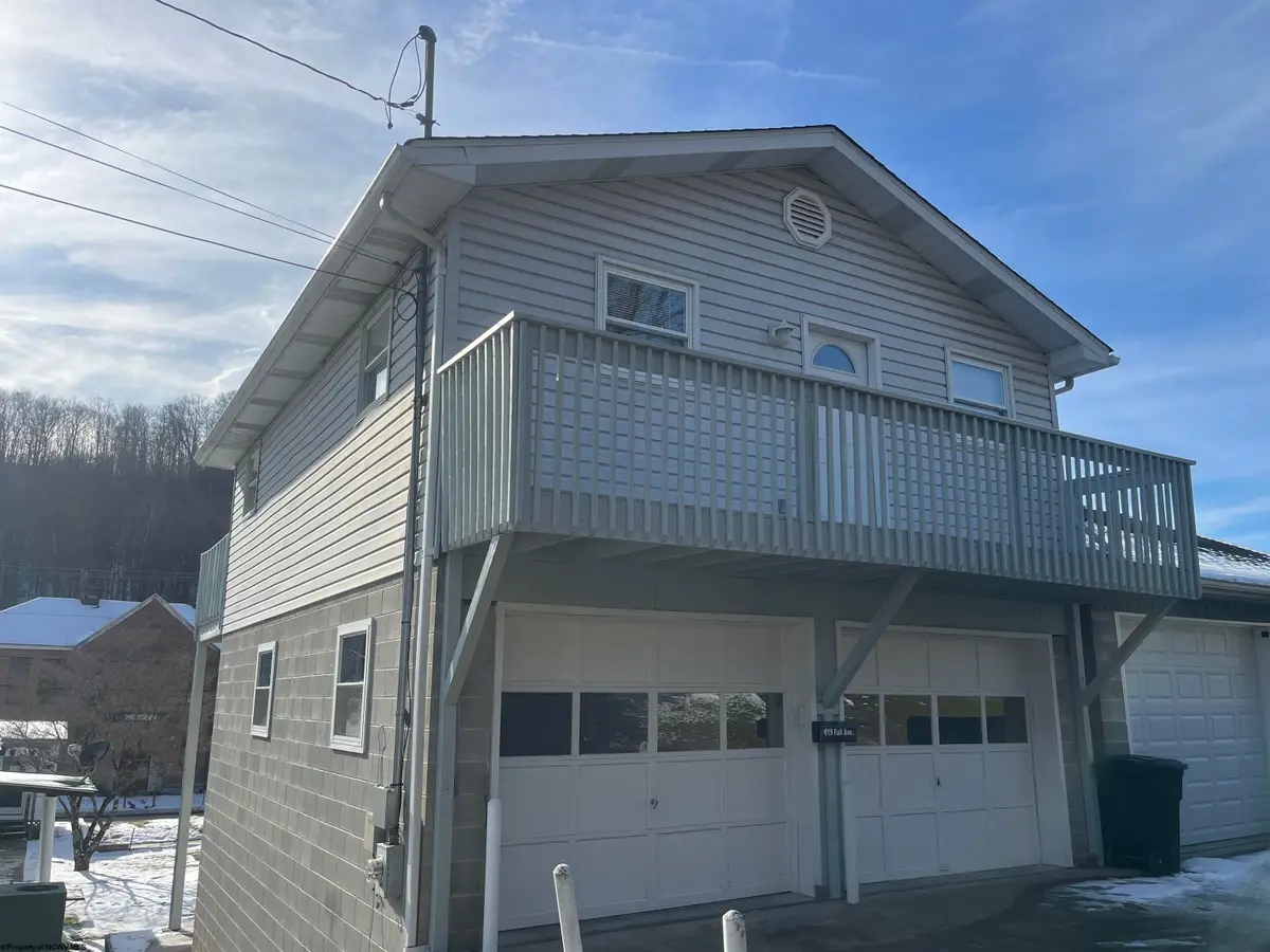 619 Fall Avenue, Weston, WV 26452 - Image #1