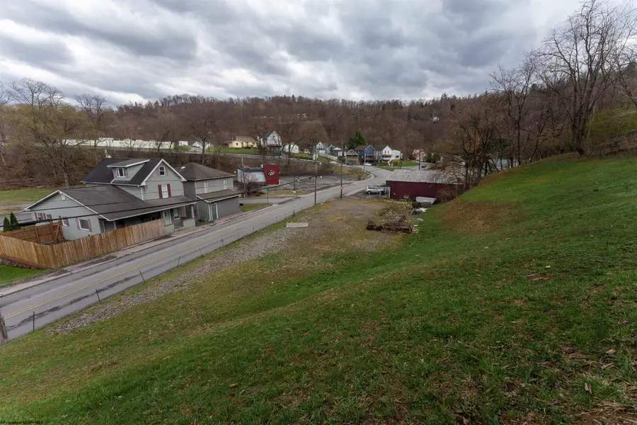 332 E Brockway Avenue, Morgantown, WV 26501 - Image #3