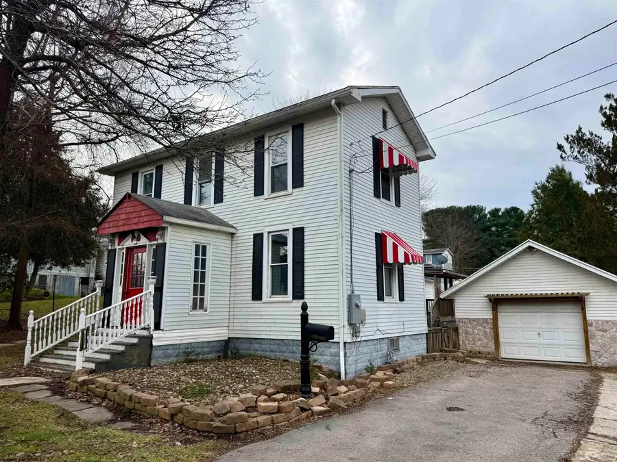 325 Morgantown Street, Kingwood, WV 26537 - Image #2