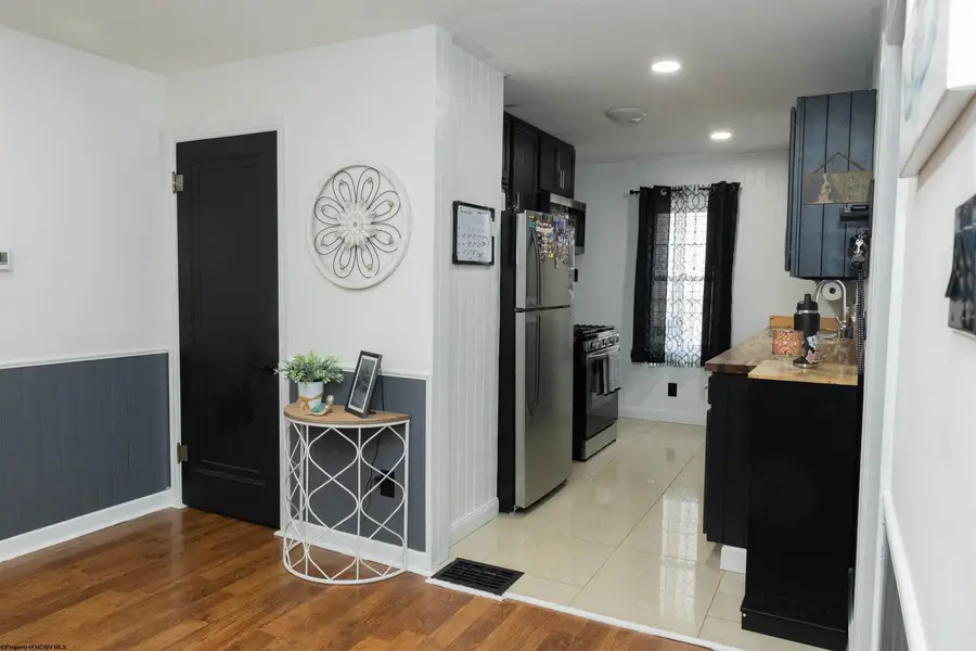 3508 Lindberg Way, Weirton, WV 26062 - #3