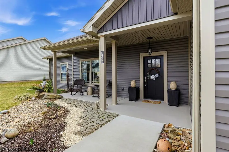 225 Frisco Lane, Bridgeport, WV 26330 - Image #2