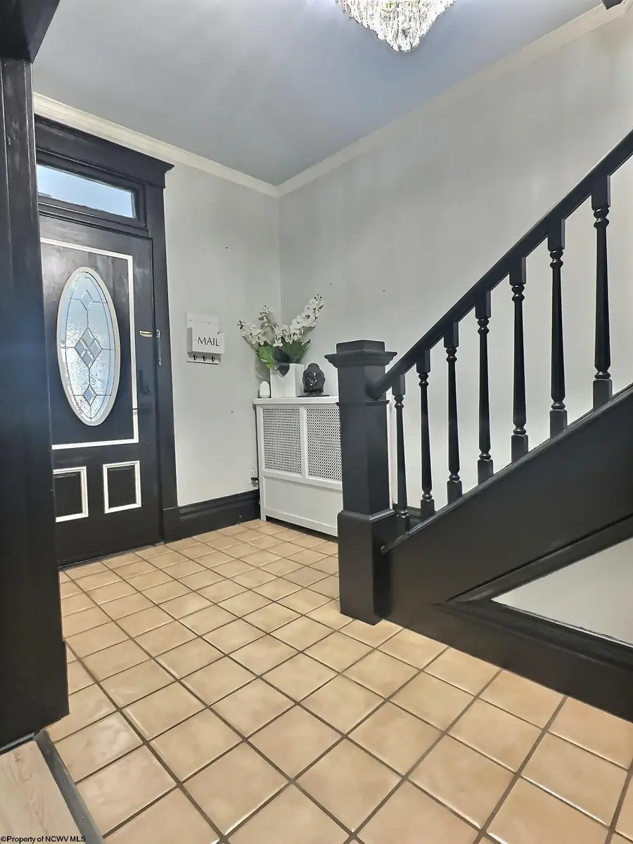 229 W Berkeley Street, Uniontown, PA 15401 - #2