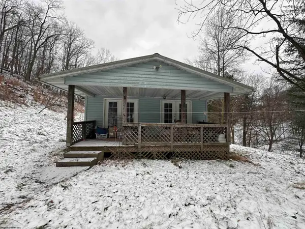 3004 Sycamore Run Road, Glenville, WV 26351