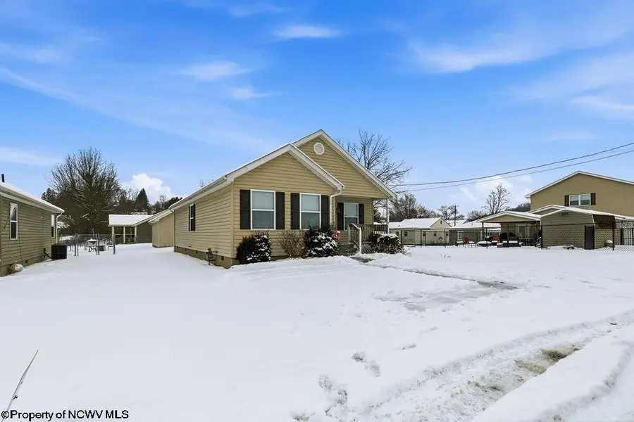 210 Summit Street, Bridgeport, WV 26330 - Image #3