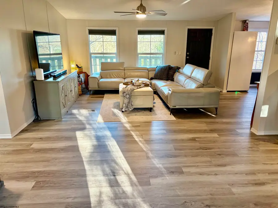 180 Morgans Run Road, Morgantown, WV 26508 - Image #3