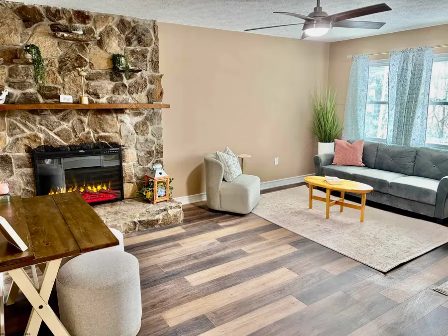 777 Nicholson Loop, Morgantown, WV 26508 - Image #3