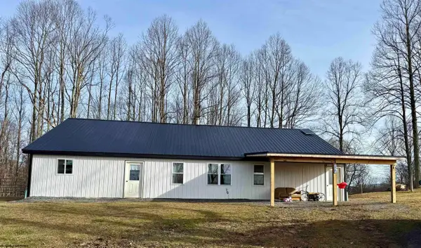 1150 Midway Road, Belington, WV 26250