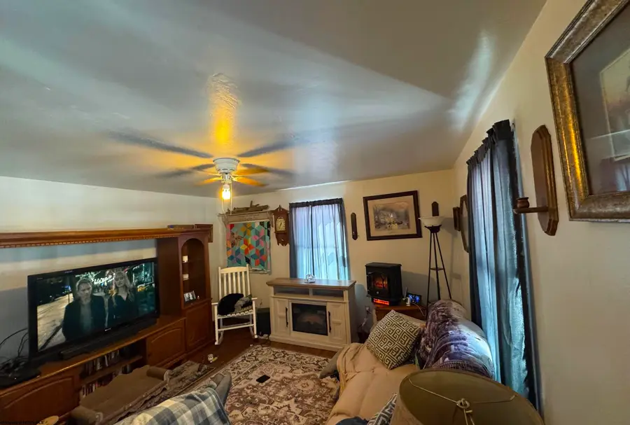 245 Riverside Drive, Weston, WV 26452 - #2