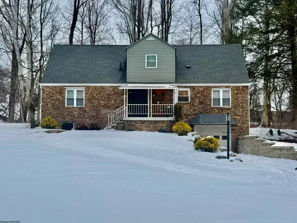 1563 Fairmont Avenue, Fairmont, WV 26554