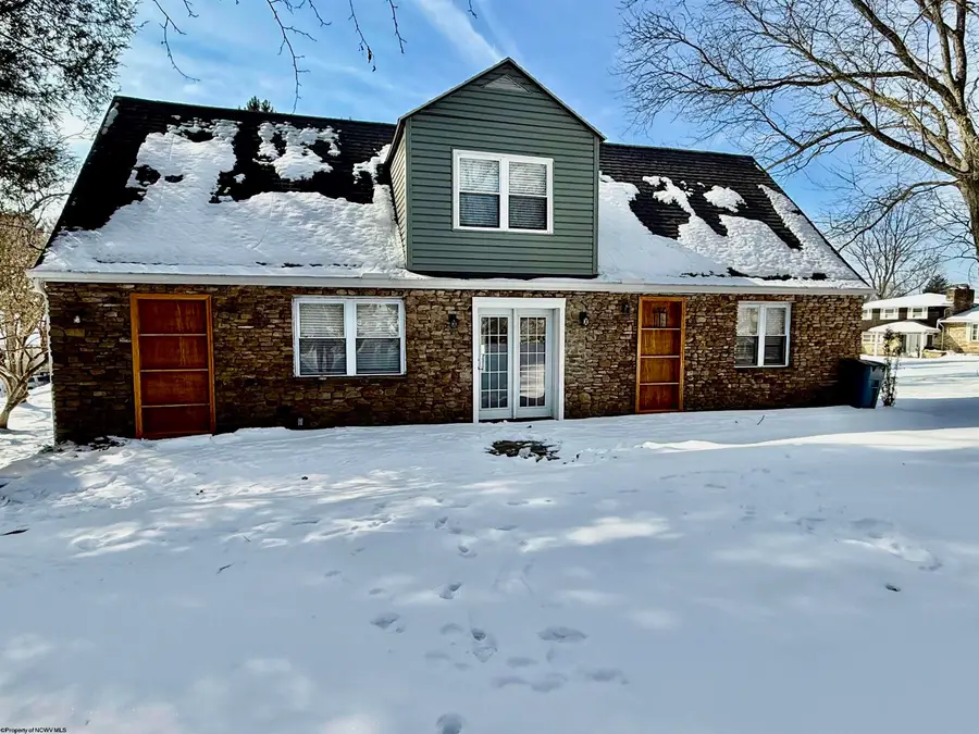 1563 Fairmont Avenue, Fairmont, WV 26554 - #2