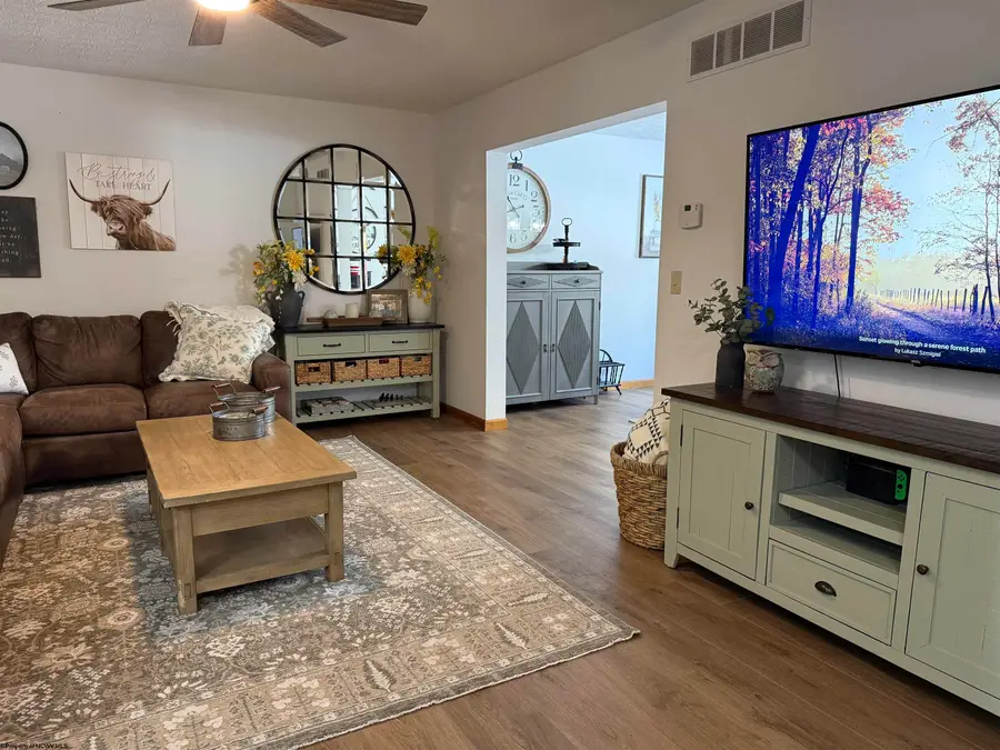 280 Deerfield Circle, Kingwood, WV 26537 - #2