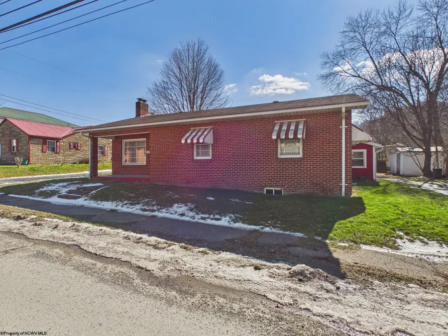 84 Wabash Avenue, Philippi, WV 26146 - #2