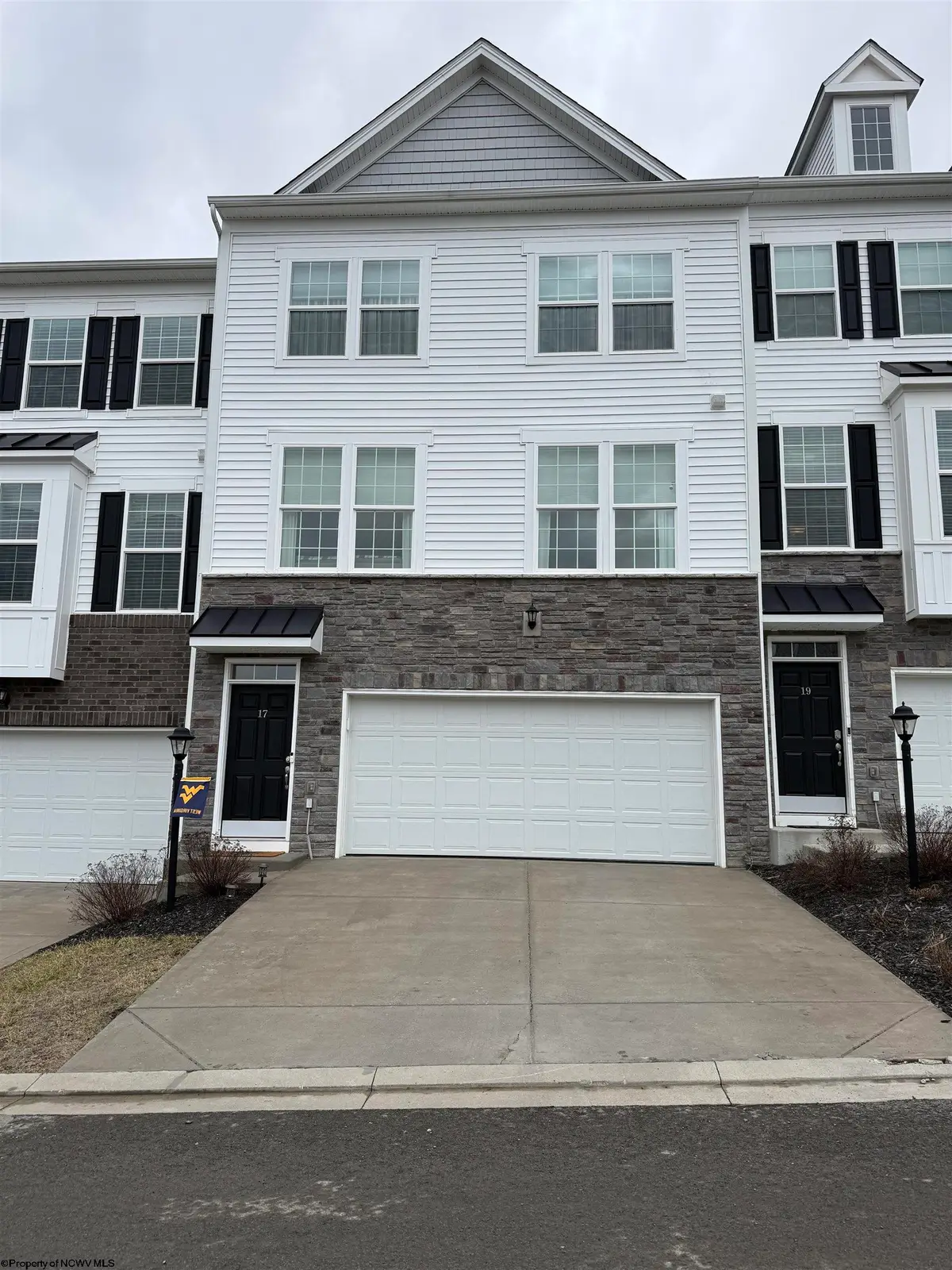 17 Dover Court, Bridgeport, WV 26330 - #1