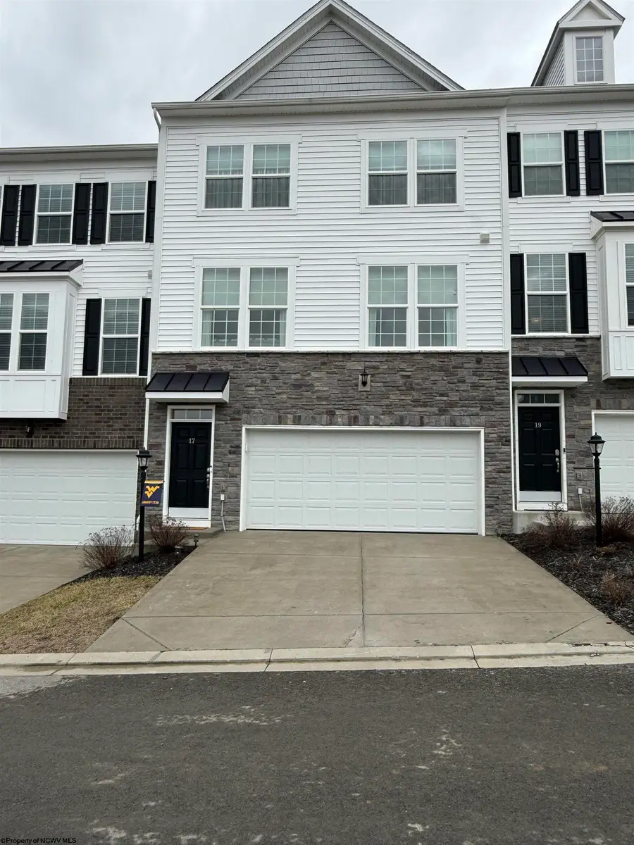 17 Dover Court, Bridgeport, WV 26330 - #2