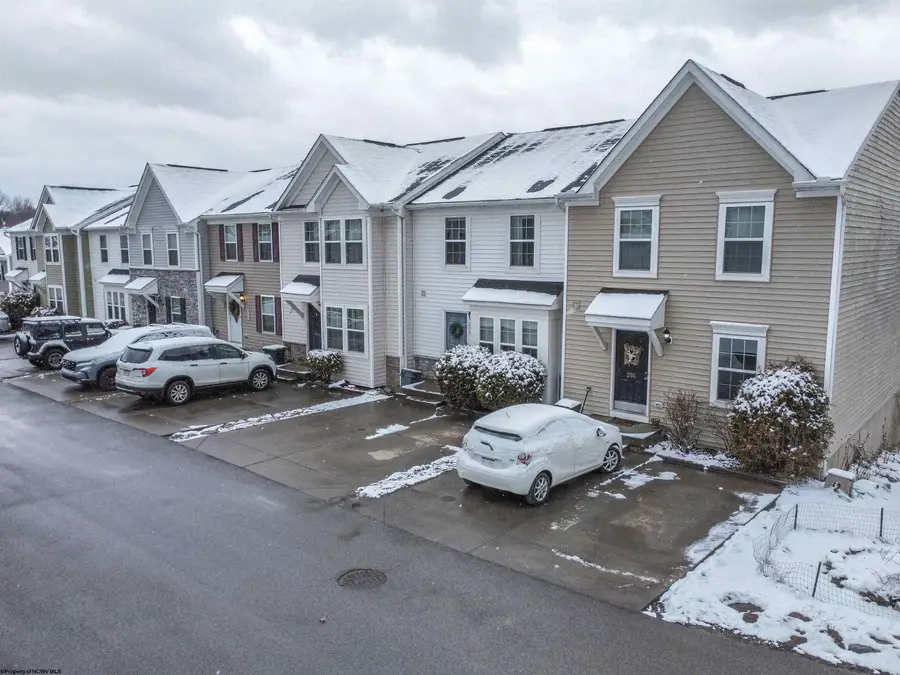 202 Summerfield Drive, Morgantown, WV 26508 - #3