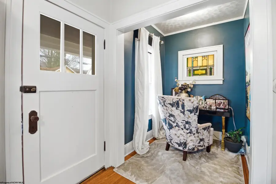 607 Lynn Avenue, Weston, WV 26452 - #3