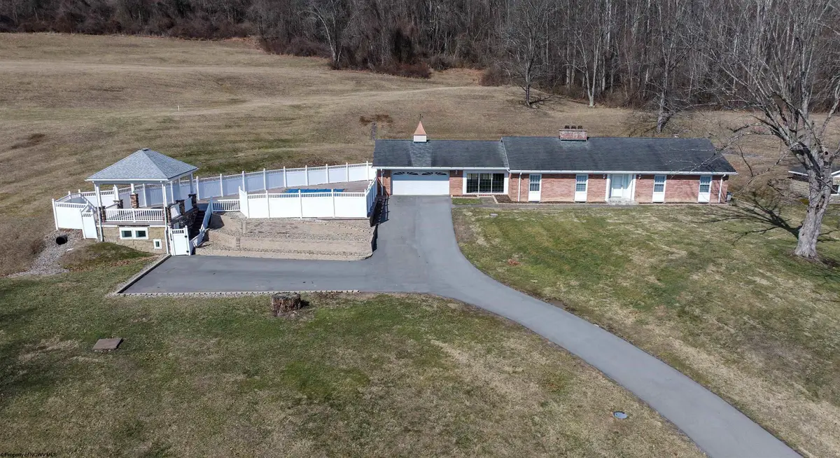 3574 Freedom Highway, Fairmont, WV 26554 - #1