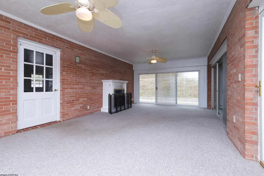 3574 Freedom Highway, Fairmont, WV 26554 - #3