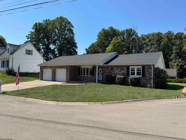 8 Franklin Court, Fairmont, WV 26554-0000