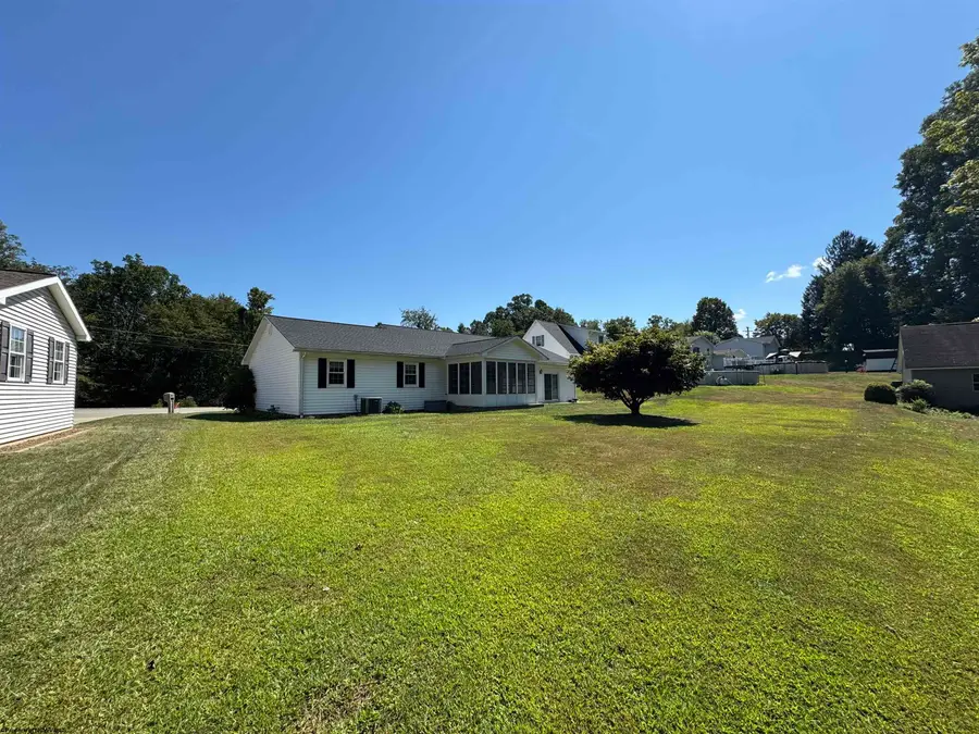 8 Franklin Court, Fairmont, WV 26554-0000 - #3