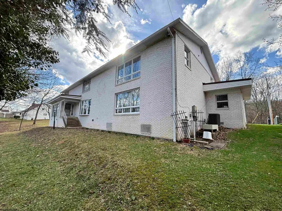 85 Woodsboro Drive, Philippi, WV 26416 - #3