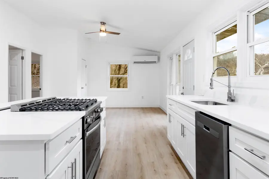 608 E Brockway Avenue, Morgantown, WV 26501 - #3