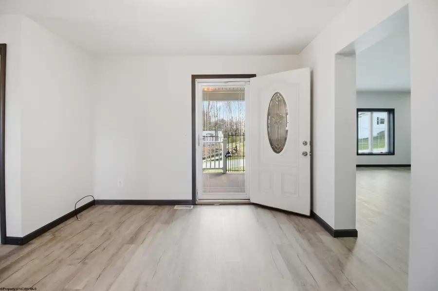 61 Faircrest Drive, Lost Creek, WV 26385 - #2