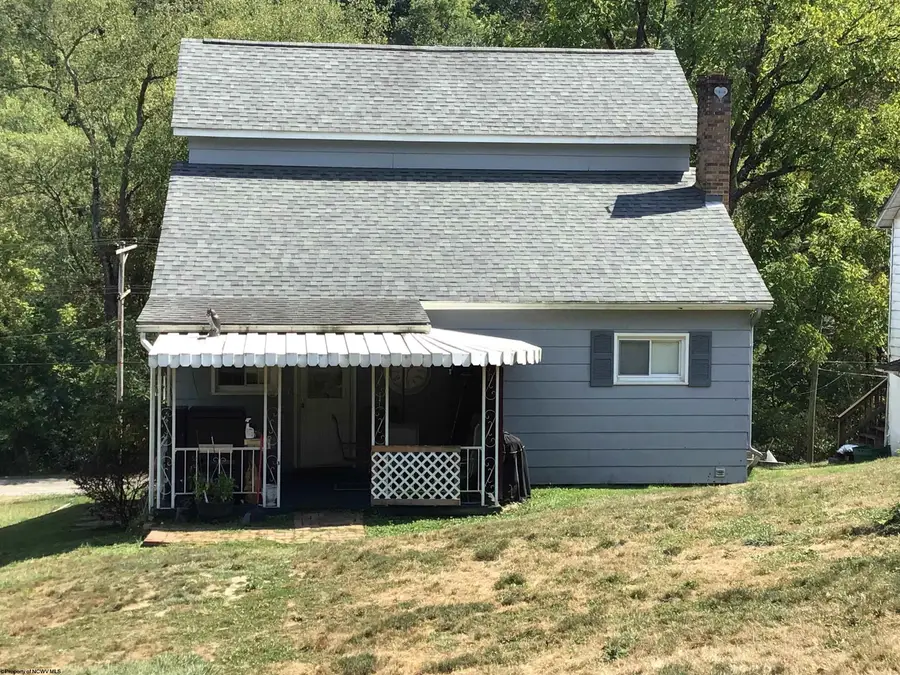 763 Traction Avenue, Monongah, WV 26554 - #2