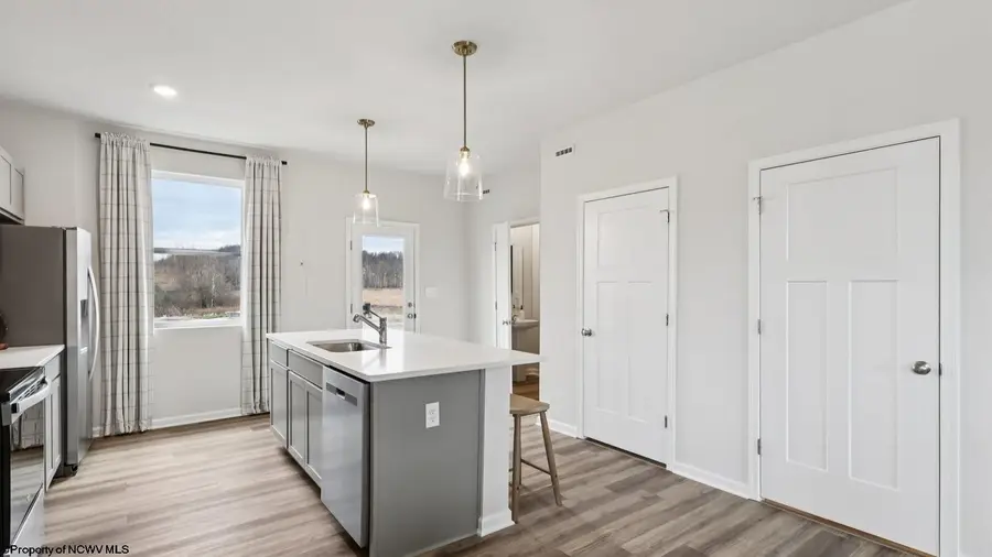 28 Erow Street, Fairmont, WV 26554 - #3