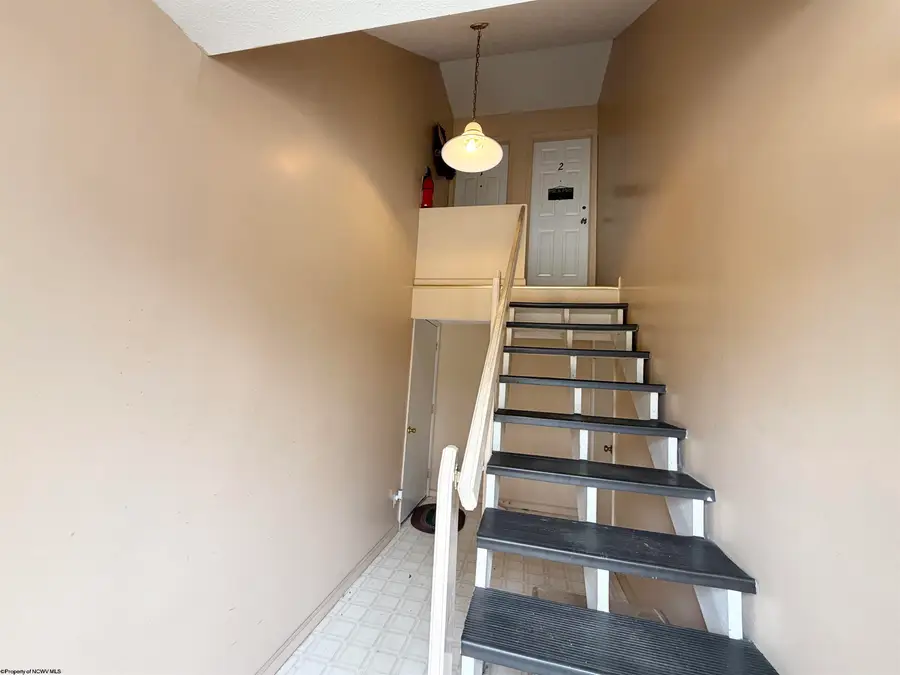 38 Cliffside Drive, Morgantown, WV 26501 - #2