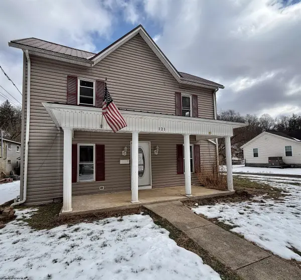 121 Valley Street, Salem, WV 26426