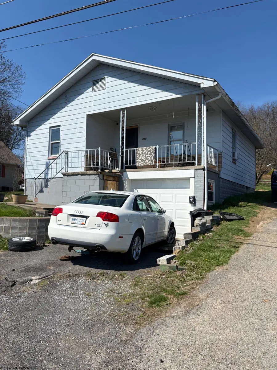 205 Violet Street, Fairmont, WV 26554 - #3