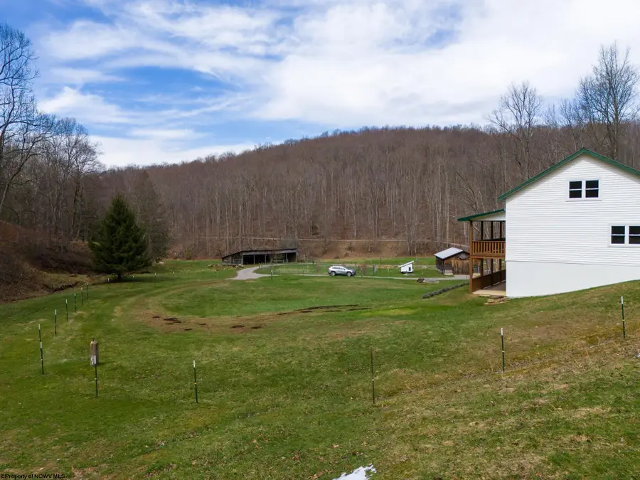 105 Helmsdale Road, French Creek, WV 26218 - #3