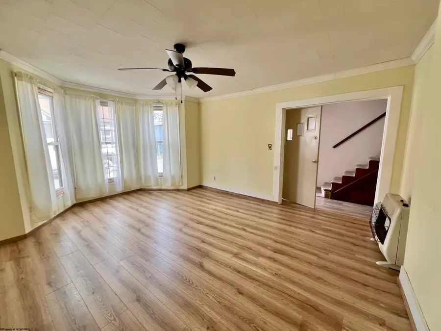 38 Kitson Street, Weston, WV 26452 - #3