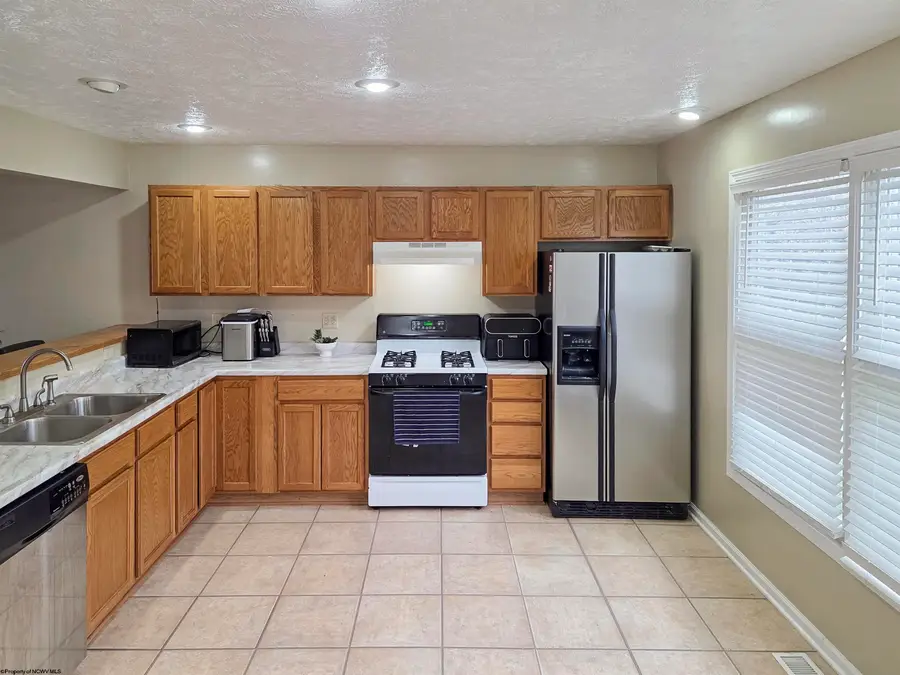 624 Monongalia Avenue, Morgantown, WV 26505 - #2