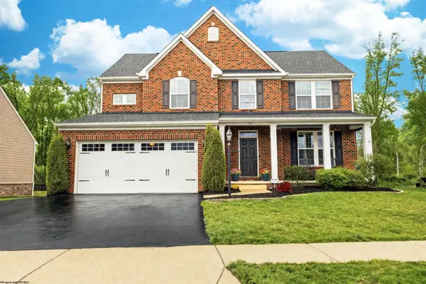 126 Summit Woods Drive, Morgantown, WV 26508