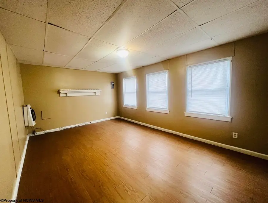 302 Columbia Street, Fairmont, WV 26554 - #3