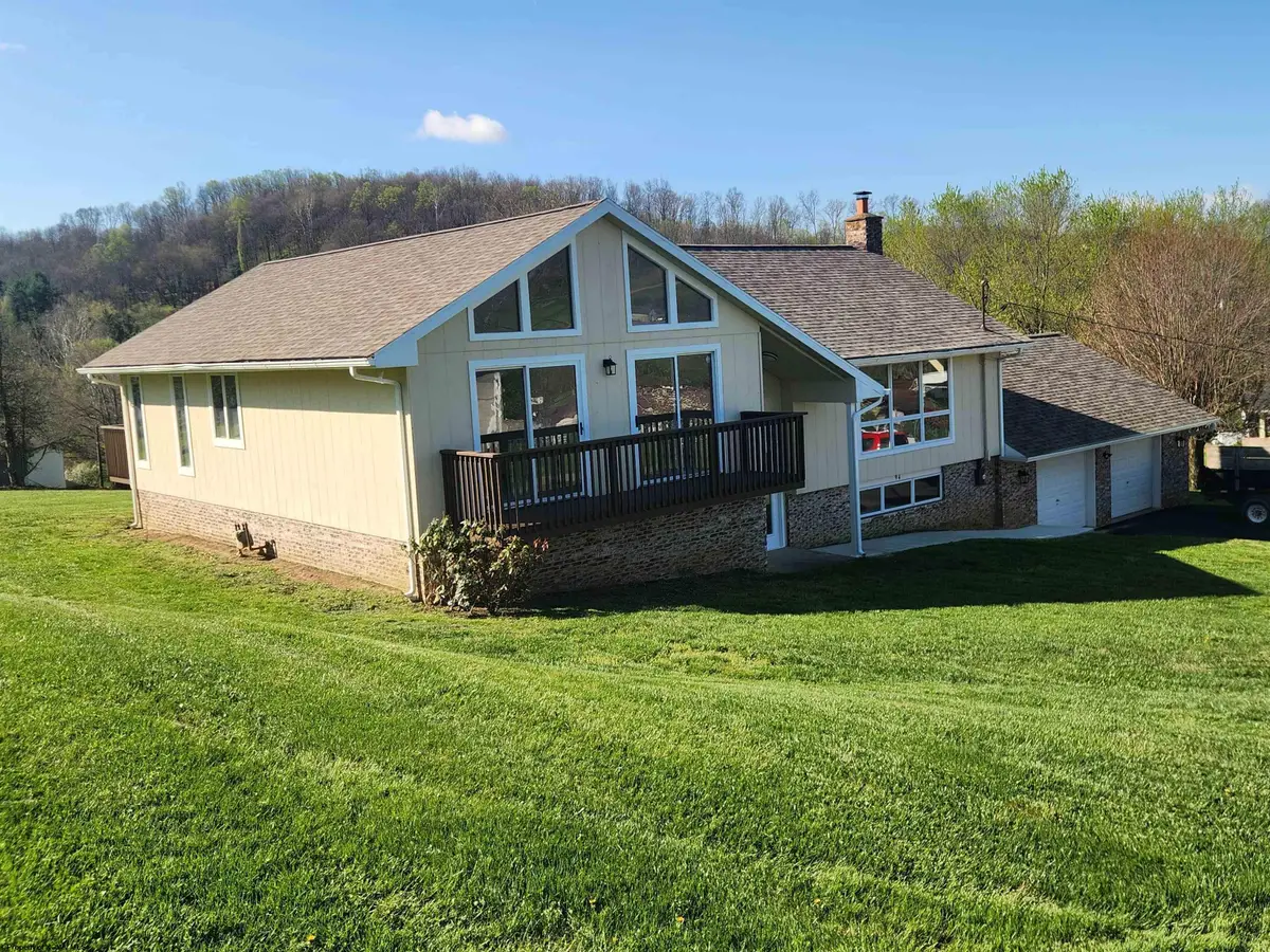 94 Greenhill Lane, Mount Clare, WV 26408 - #1