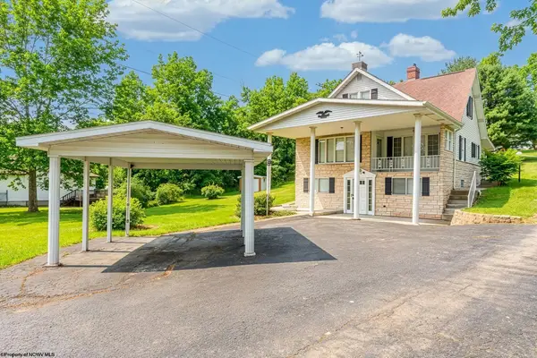 436 East End Road, Connellsville, PA 15425