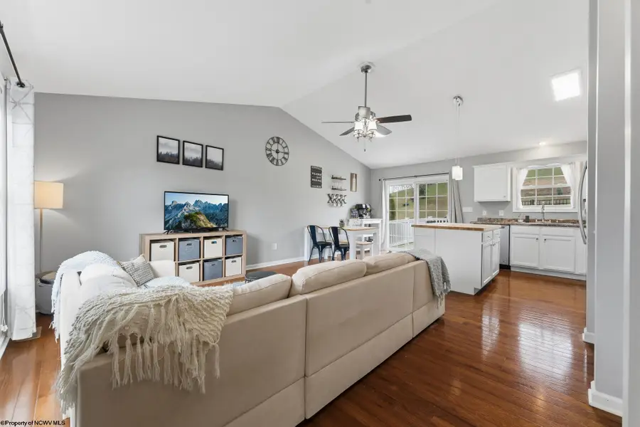 426 Oakmont Court, Maidsville, WV 26541 - #3