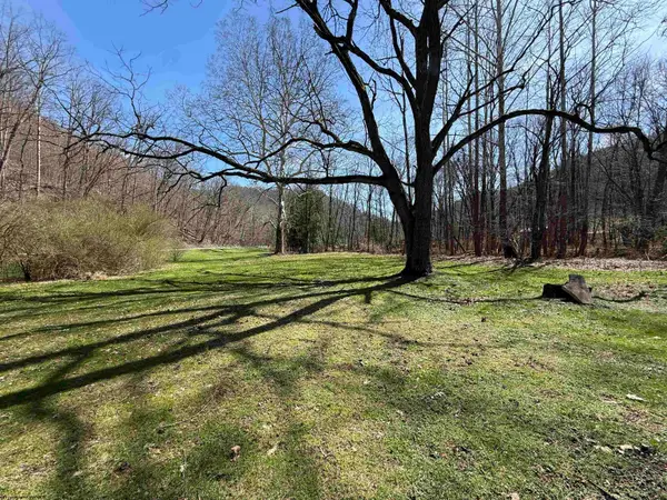 18640 George Washington Highway, Rowlesburg, WV 26425