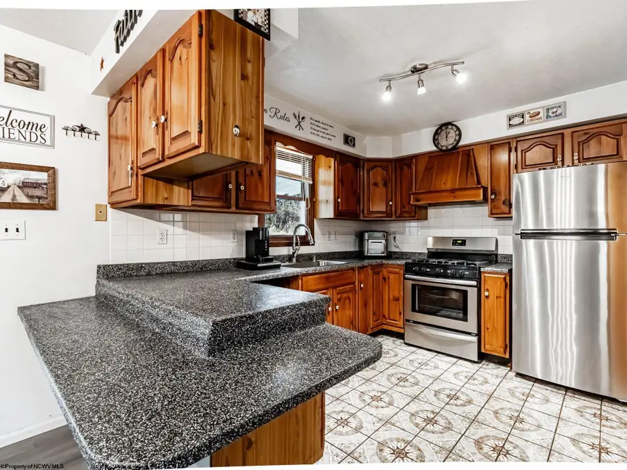 210 Rosedale Hill Road, Maidsville, WV 26541 - #2