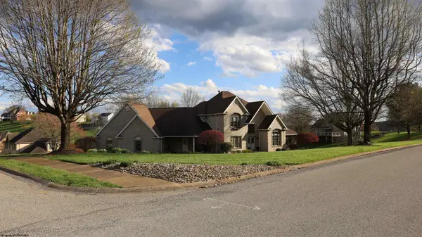 7002 Victorian Drive, Fairmont, WV 26554