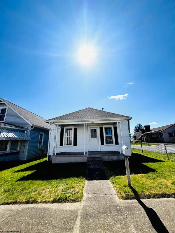 500 Ohio Avenue, Nutter Fort, WV 26301