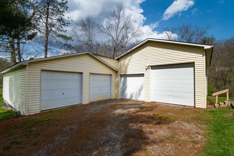 254 Locust Street, Lumberport, WV 26386 - #3
