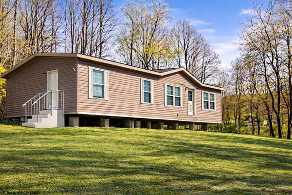 84 Thorne Drive, Rivesville, WV 26588