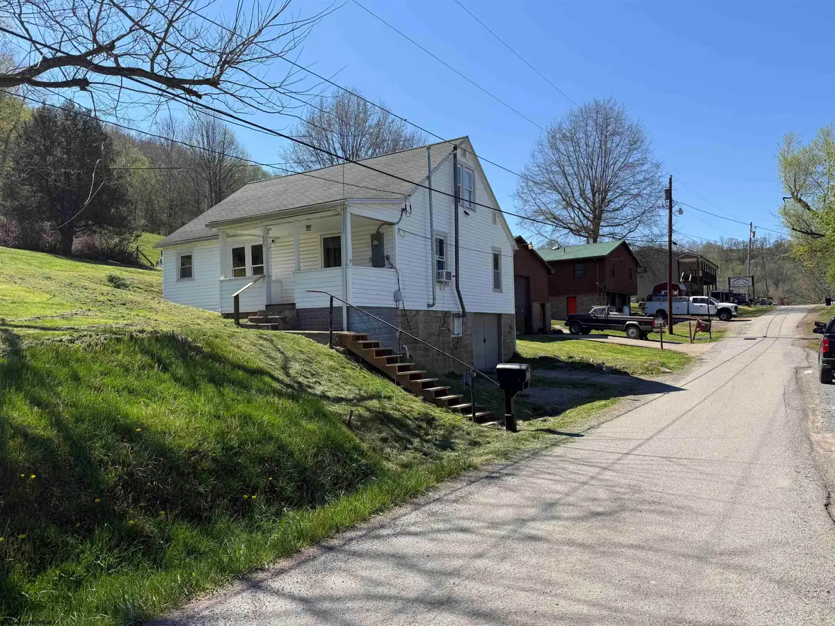 605 Sheridan Street, Glenville, WV 26351 - #1