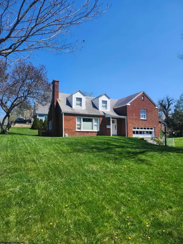 472 Kiwanis Avenue, Morgantown, WV 26505
