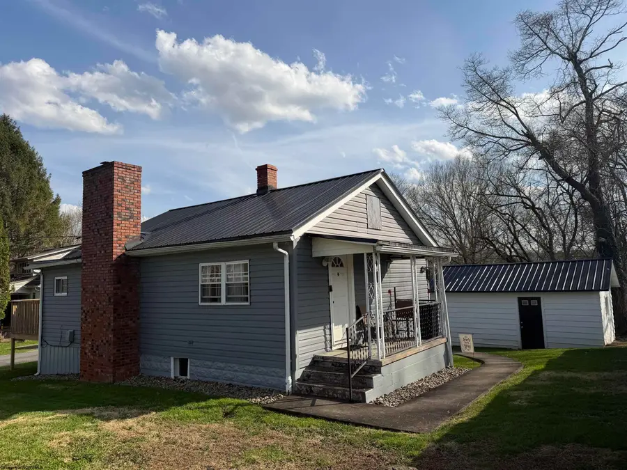 1513 Worthington Street, Fairmont, WV 26554 - #2